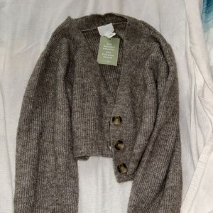 Cropped cardigan